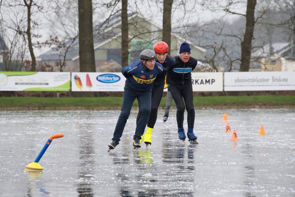 240111 SintNyk ijsbaan schaatsplezier c YvonneBijma 23  1000